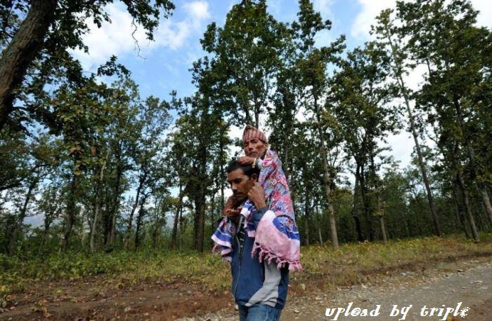 單頭身 超矮人 [18P]