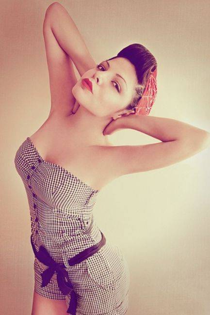 Retro Girls 4