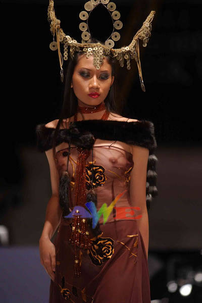 Hot Fashion Show Baju Transparant,ricky1206.blogspot.com