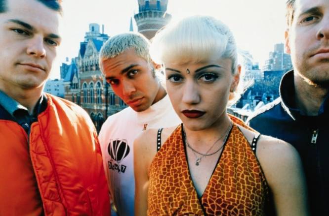 No Doubt – Hella Good (Official Instrumental), Talking About Working With The Neptunes From Vibe’s Magazine (2002)