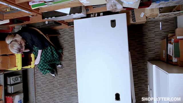 Shoplyfter 18 04 11 Lexi Lore XXX Shoplyfter 18 04 11 Lexi Lore XXX