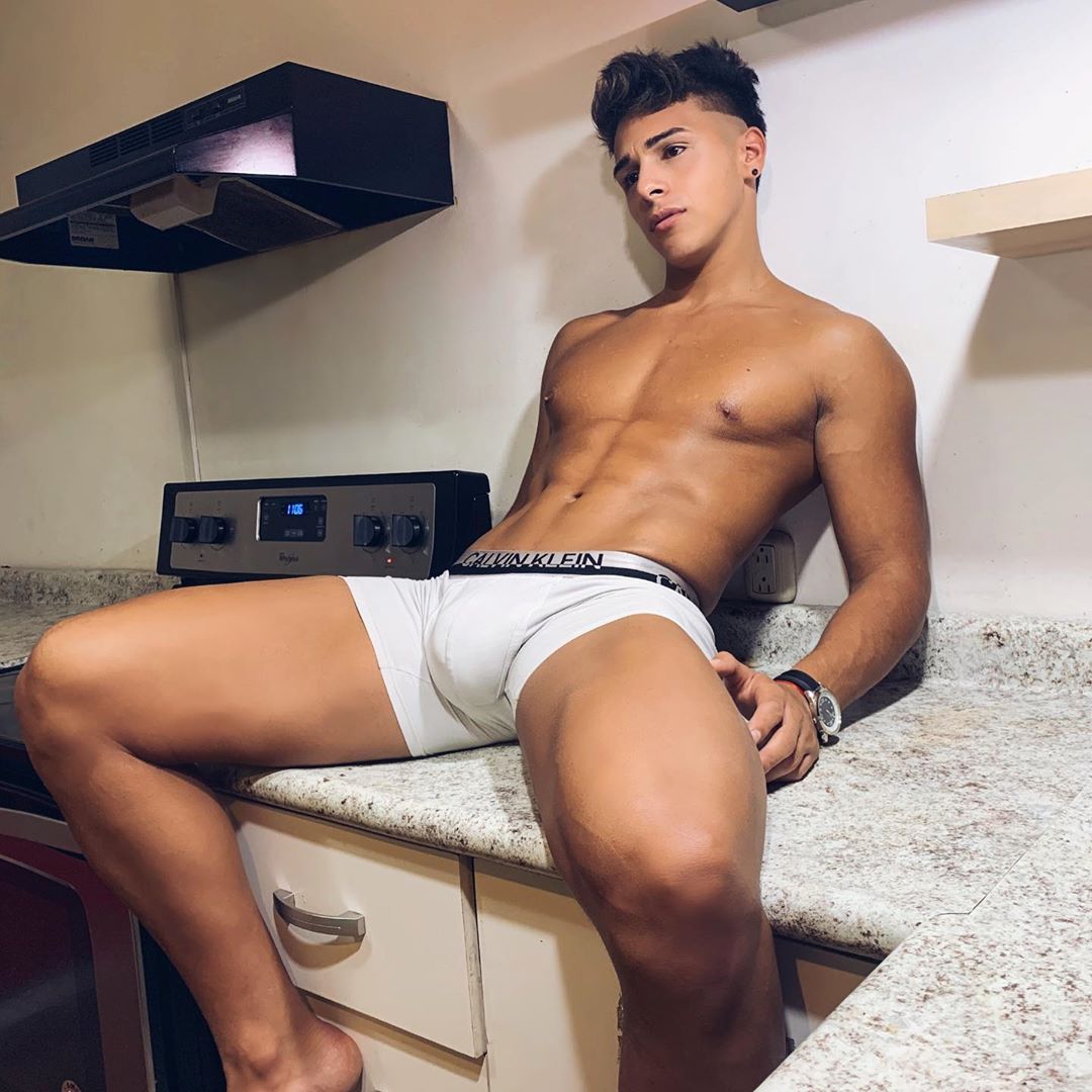 Matias sebastian ochoa desnudo